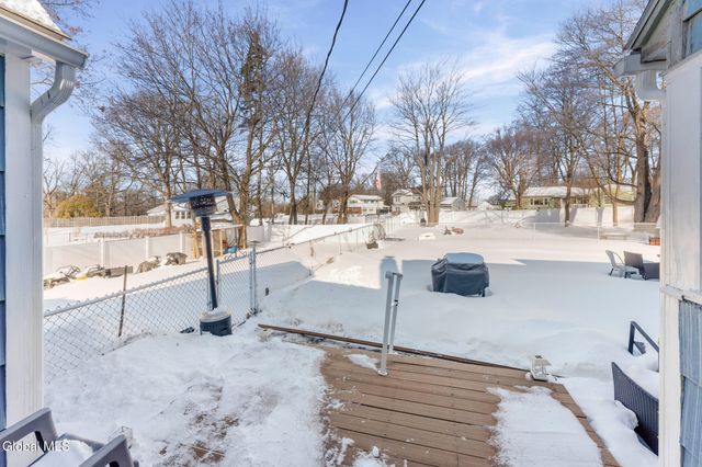 10 Skyview Drive, Colonie, NY 12047