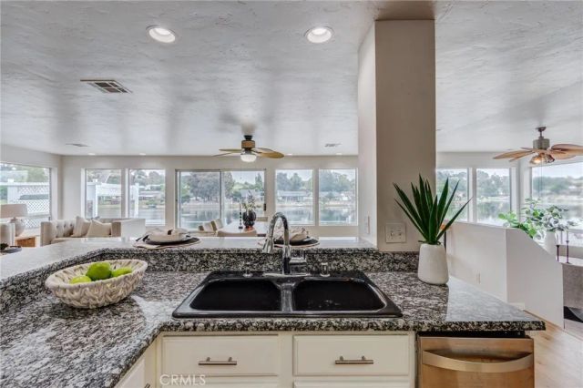 42768 Santa Suzanne Place, Temecula, CA 92592