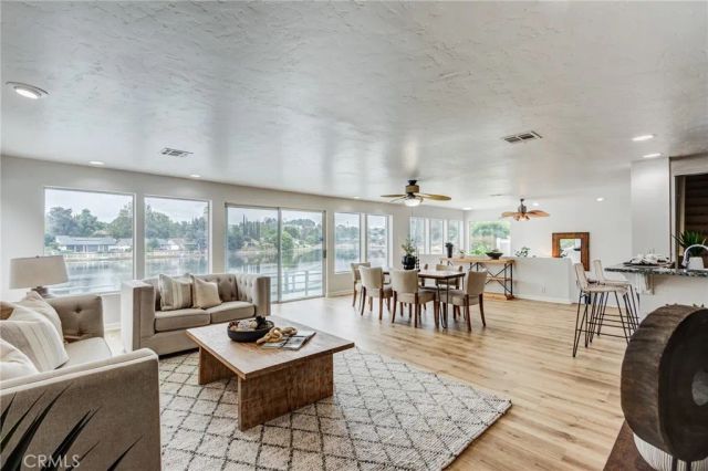 42768 Santa Suzanne Place, Temecula, CA 92592