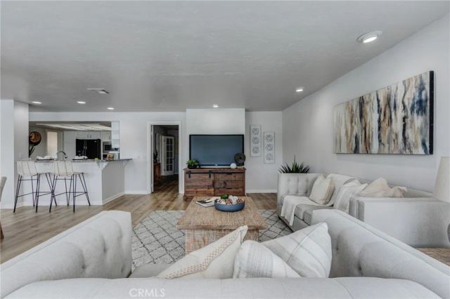 42768 Santa Suzanne Place, Temecula, CA 92592