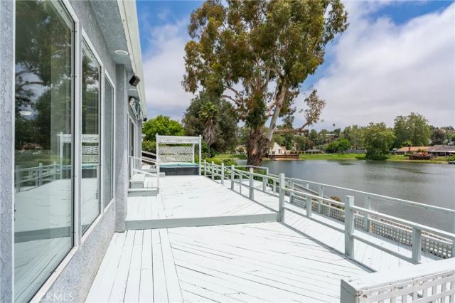 42768 Santa Suzanne Place, Temecula, CA 92592