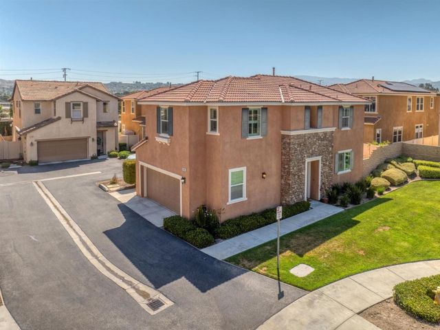 26944 Trestles Drive, Canyon Country (santa Clarita), CA 91351