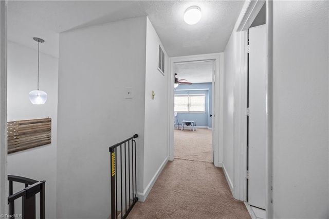 1105 Robin Hood Road F, High Point, NC 27262