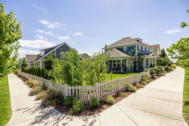 10901 S PORCINI DR, South Jordan, UT 84009