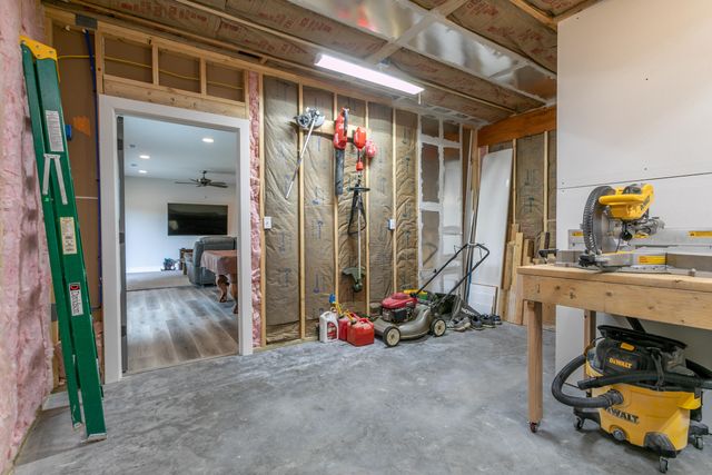 5452 HEATH CT, Columbia, MO 65203