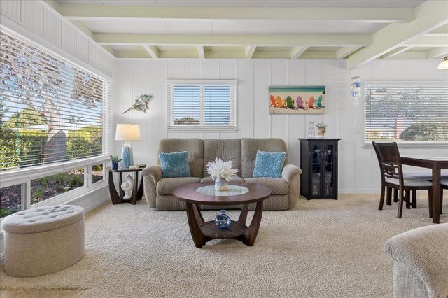 22 Melway Circle, Monterey, CA 93940