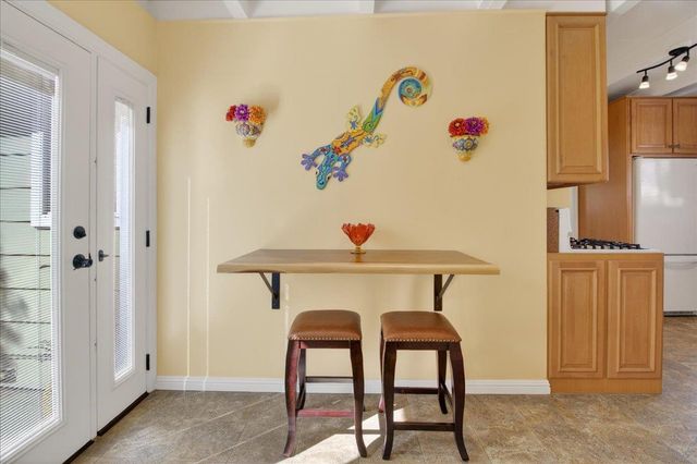 22 Melway Circle, Monterey, CA 93940