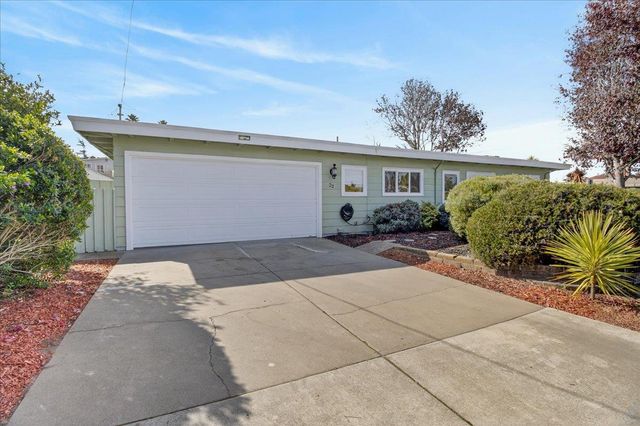 22 Melway Circle, Monterey, CA 93940