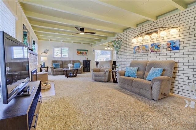 22 Melway Circle, Monterey, CA 93940