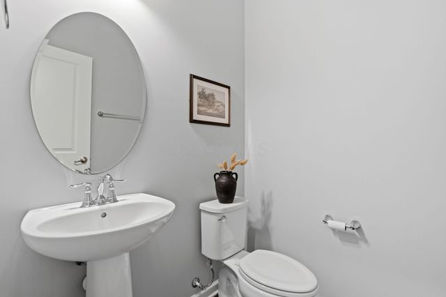 8310 Woodland Creek Court, Blacklick, OH 43004