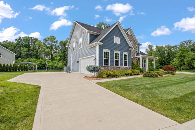 8310 Woodland Creek Court, Blacklick, OH 43004