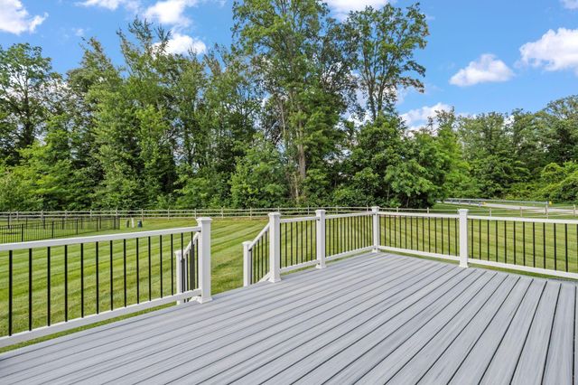 8310 Woodland Creek Court, Blacklick, OH 43004