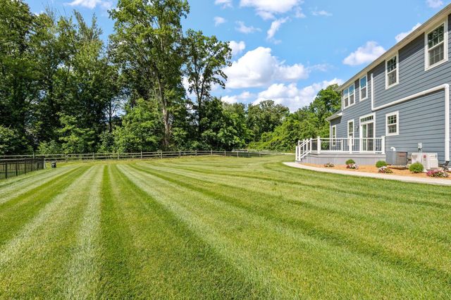 8310 Woodland Creek Court, Blacklick, OH 43004