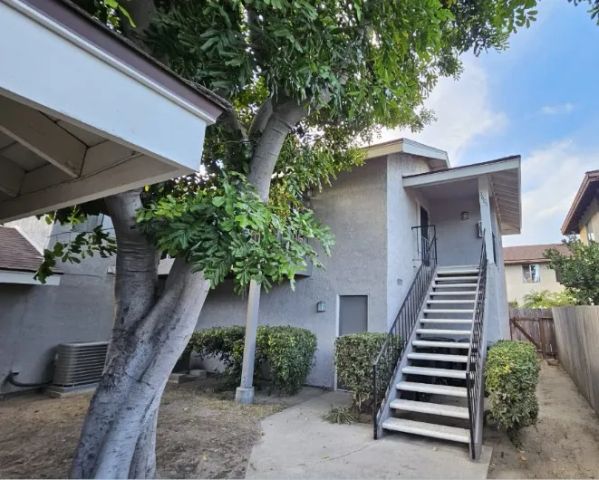 3607 W Park Central Ave, Orange, CA 92868