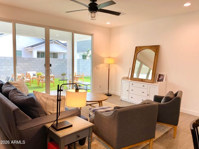 251 E MINT Lane, San Tan Valley, AZ 85140