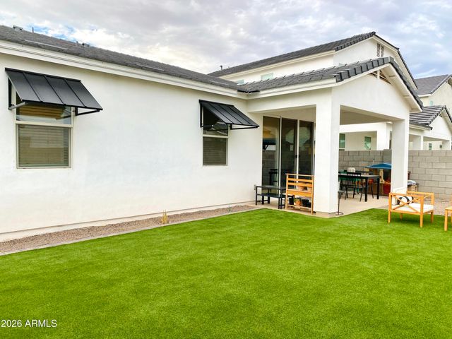 251 E MINT Lane, San Tan Valley, AZ 85140