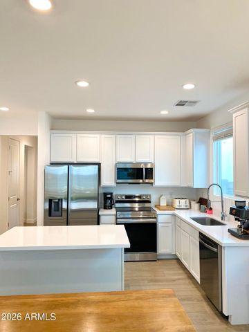251 E MINT Lane, San Tan Valley, AZ 85140