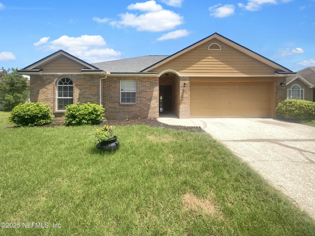 3058 WATERS VIEW Circle, Orange Park, FL 32073