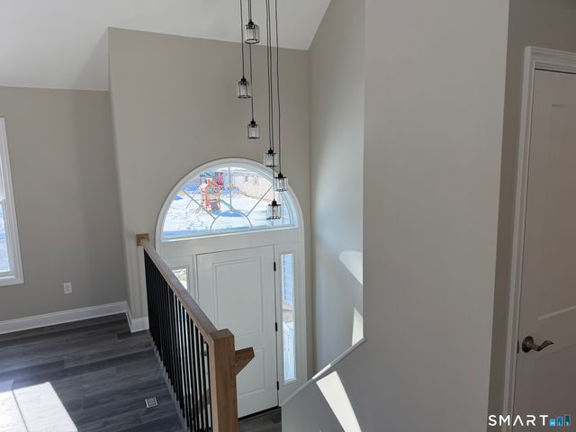 39 Westminster Avenue, Shelton, CT 06484