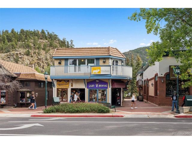 909 Village Green Ln, Estes Park, CO 80517