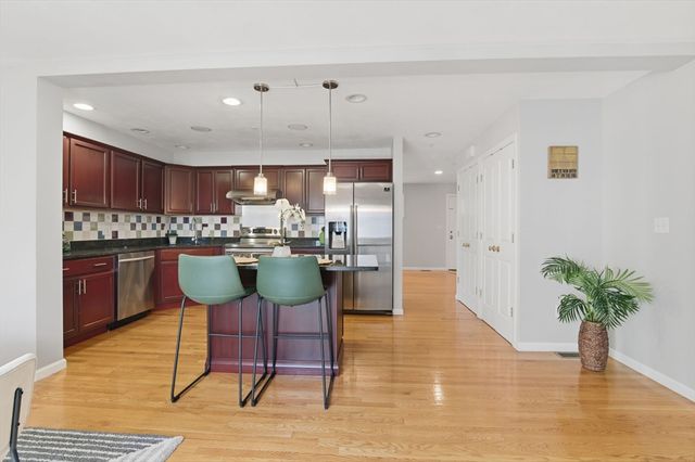 50 Desmoines Rd A3, Quincy, MA 02169