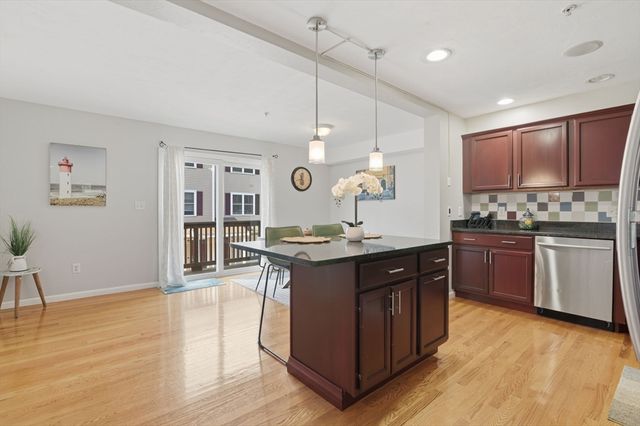 50 Desmoines Rd A3, Quincy, MA 02169