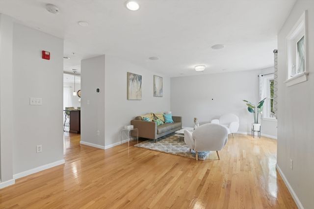 50 Desmoines Rd A3, Quincy, MA 02169