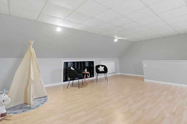 50 Desmoines Rd A3, Quincy, MA 02169