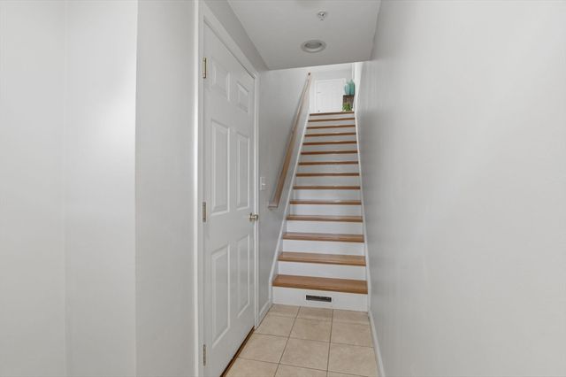 50 Desmoines Rd A3, Quincy, MA 02169