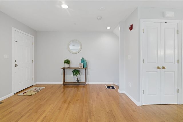 50 Desmoines Rd A3, Quincy, MA 02169