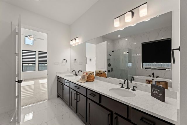 2015 Jade Manor Drive, Rosenberg, TX 77469