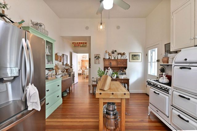 68 Church Hill Rd, San Andreas, CA 95249