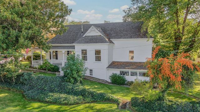 68 Church Hill Rd, San Andreas, CA 95249