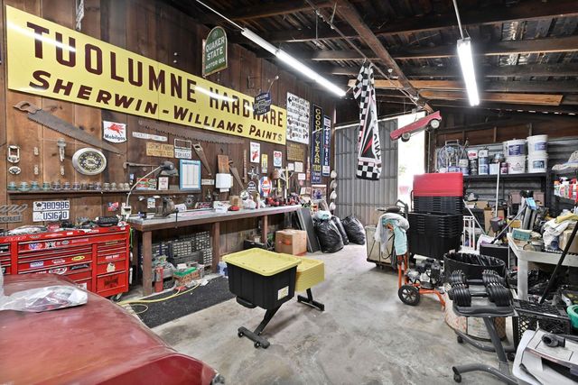 68 Church Hill Rd, San Andreas, CA 95249