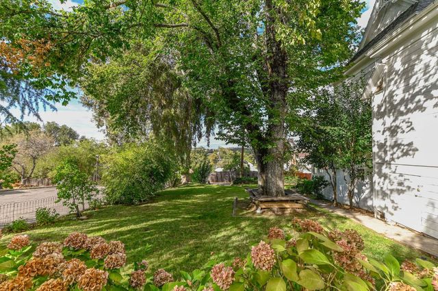 68 Church Hill Rd, San Andreas, CA 95249