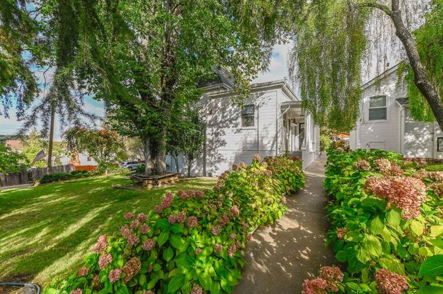 68 Church Hill Rd, San Andreas, CA 95249