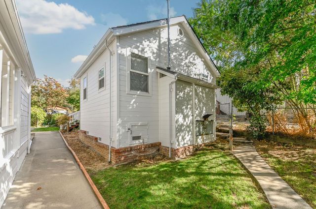 68 Church Hill Rd, San Andreas, CA 95249