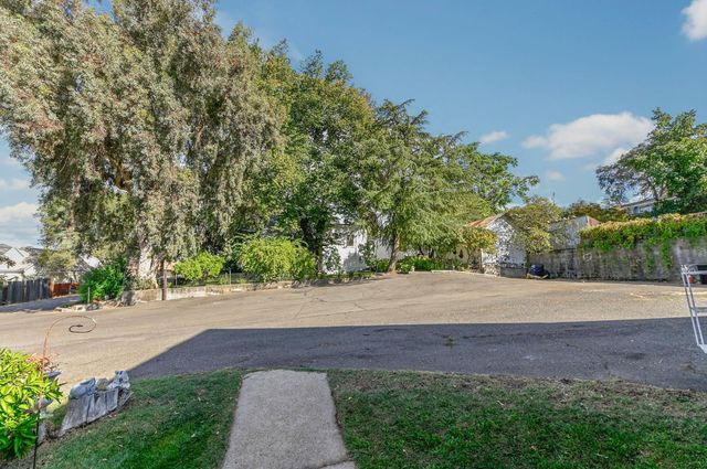 68 Church Hill Rd, San Andreas, CA 95249