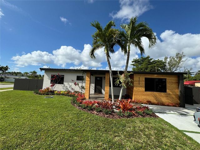 8400 SW 46th St, Miami, FL 33155