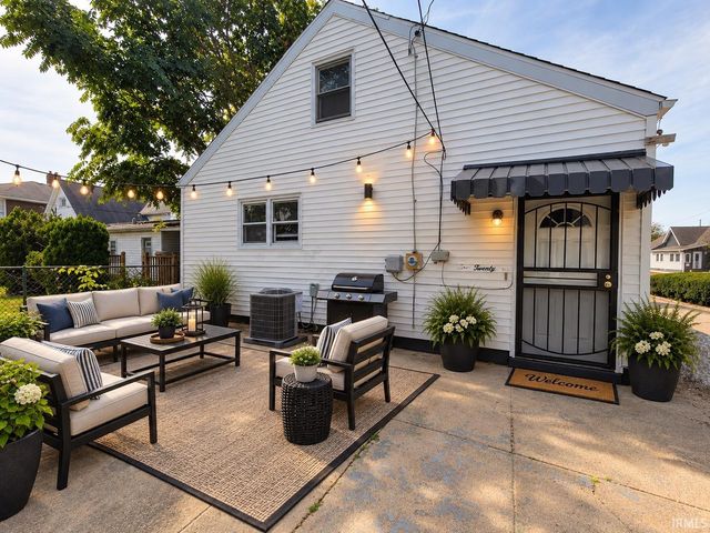 426 Kosciuszko Street, South Bend, IN 46619