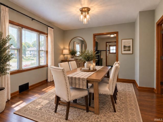 426 Kosciuszko Street, South Bend, IN 46619