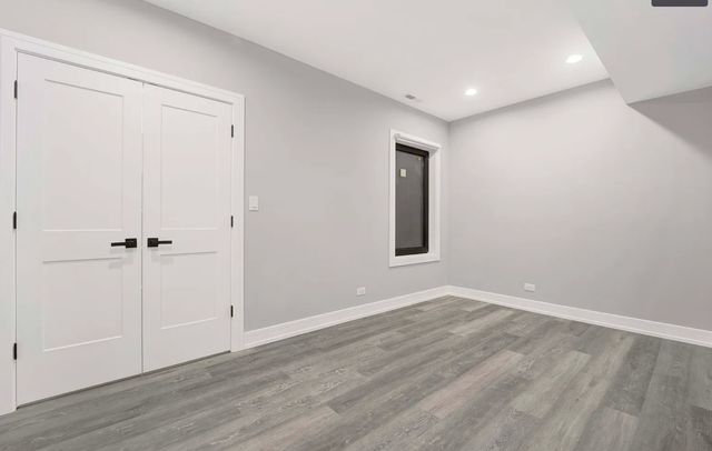 5418 W Belmont Street 3W, Chicago, IL 60641