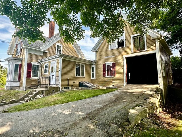 70 Washington St, Easton, MA 02356