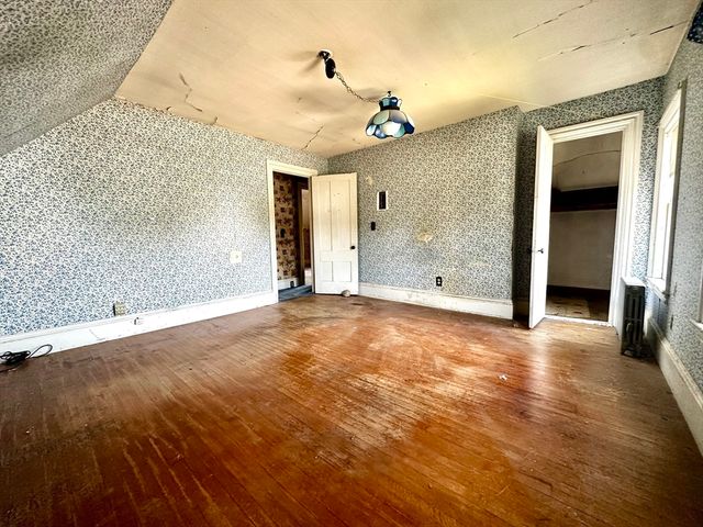 70 Washington St, Easton, MA 02356