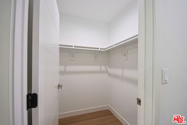 1636 Longwood Avenue, Los Angeles, CA 90019