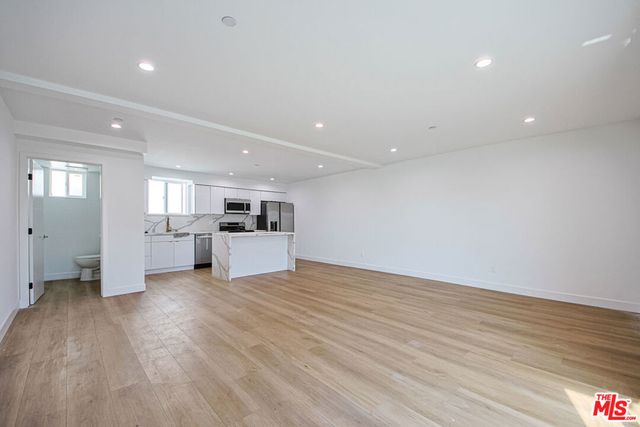 1636 Longwood Avenue, Los Angeles, CA 90019