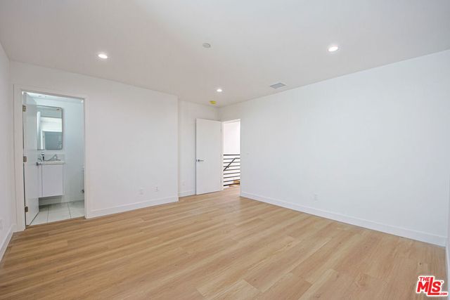 1636 Longwood Avenue, Los Angeles, CA 90019