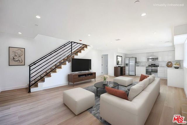 1636 Longwood Avenue, Los Angeles, CA 90019