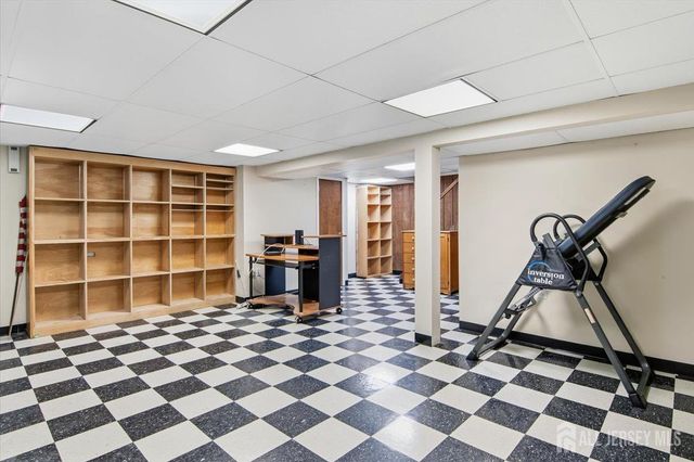 15 Bonham Drive, Edison, NJ 08837