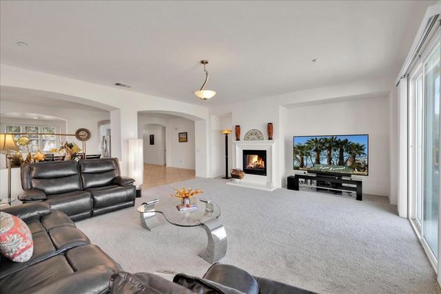 1290 Esperanza Trail, Palm Springs, CA 92262